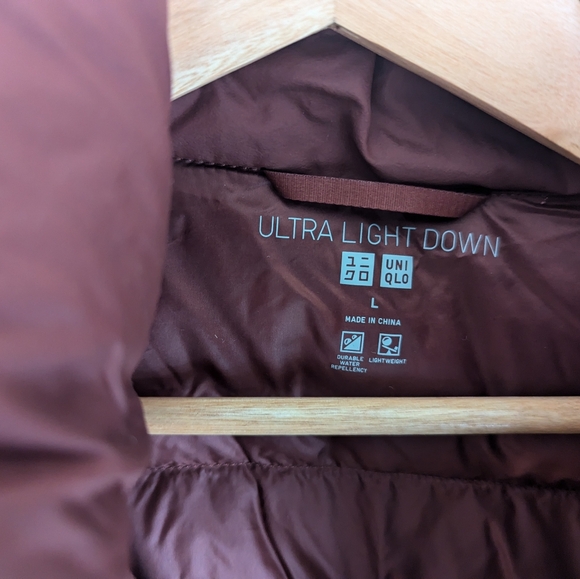 Uniqlo ultralight down packable long jacket, size L - Picture 2 of 11
